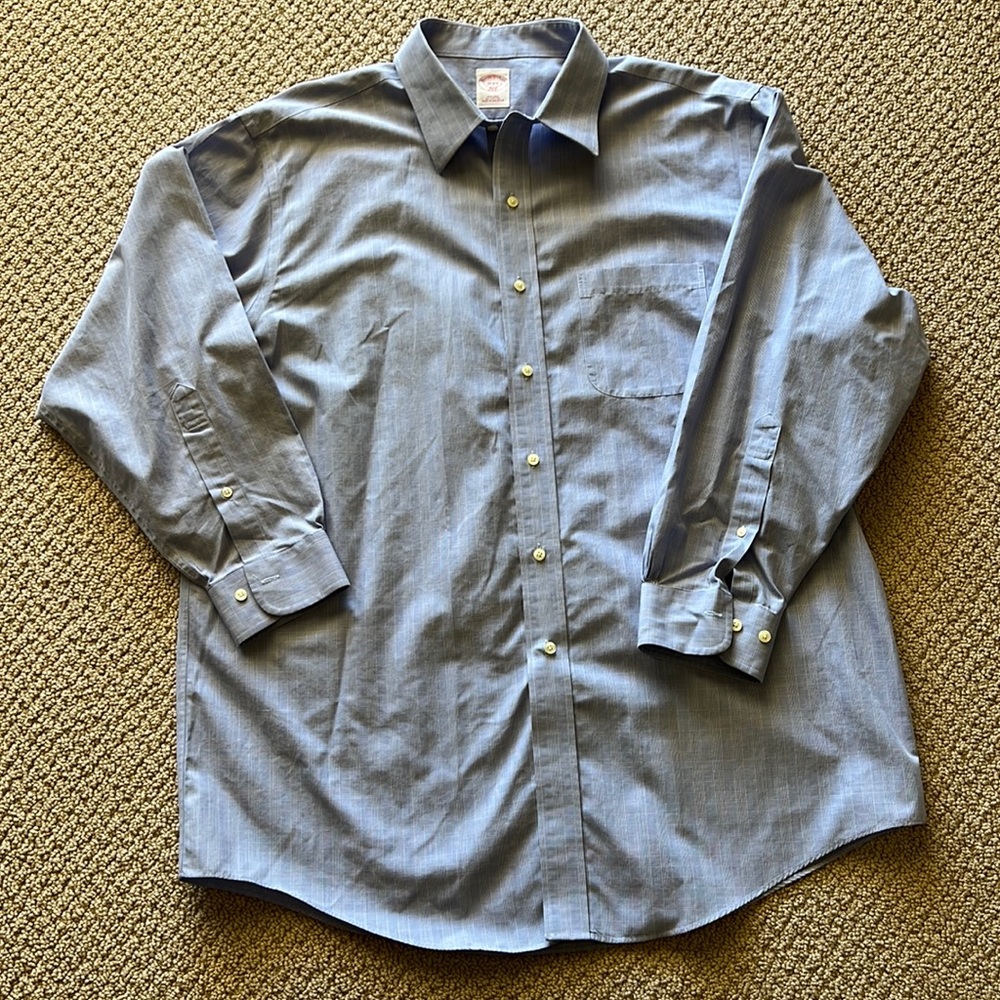 Button down shirt - Picture 2 of 6